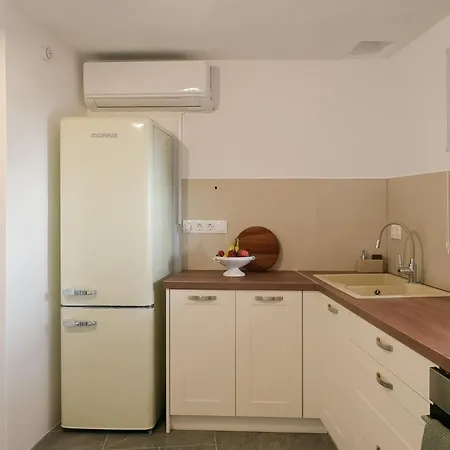 Prima Solis - Sunset & Sea View House In 바티
